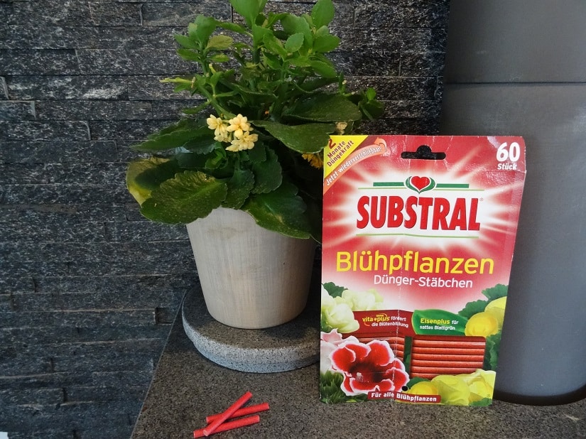 Düngerstäbchen für Blühpflanzen