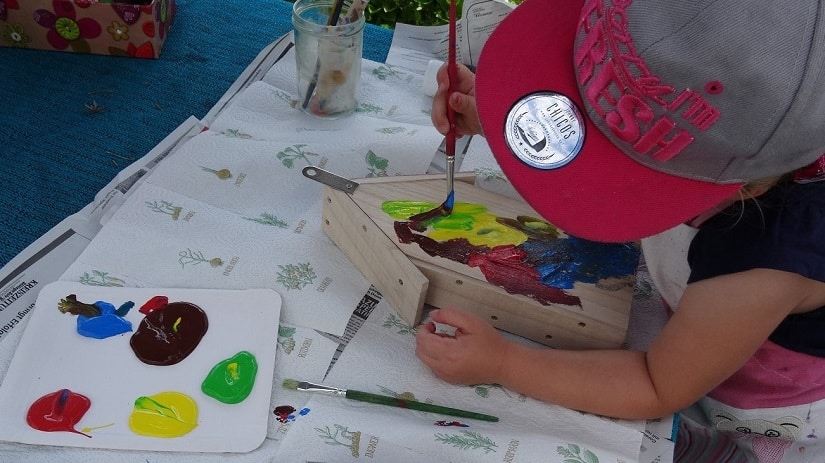 Das Highlight für Kinder: wenn sie das Haus noch bunt bemalen dürfen