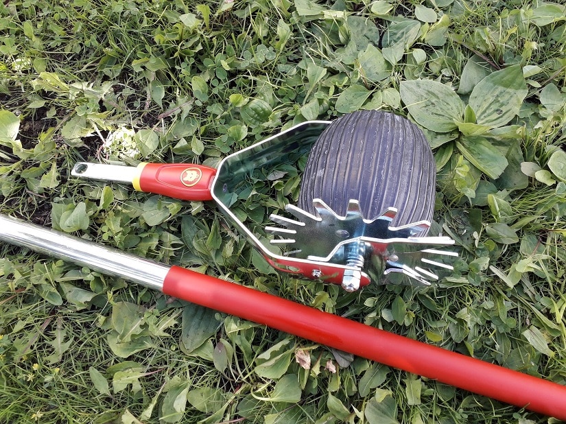 Rasenkantenroller sind Walzen mit einem Messerrad