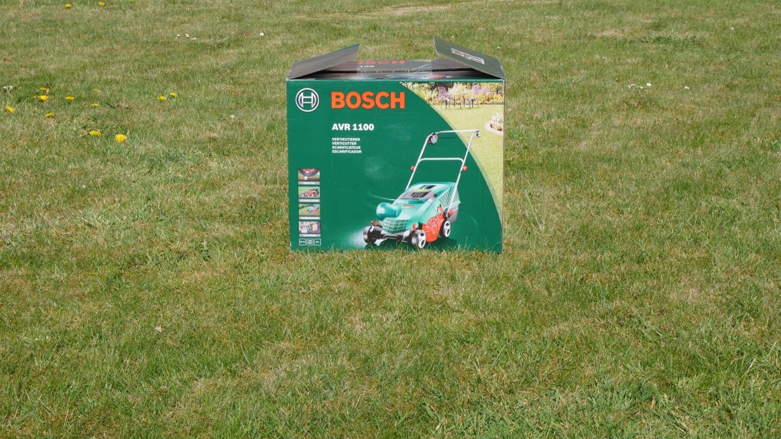 Bosch Vertikutierer AVR1100 Praxistest & Ratgeber 2024 » Gartenzeile.de