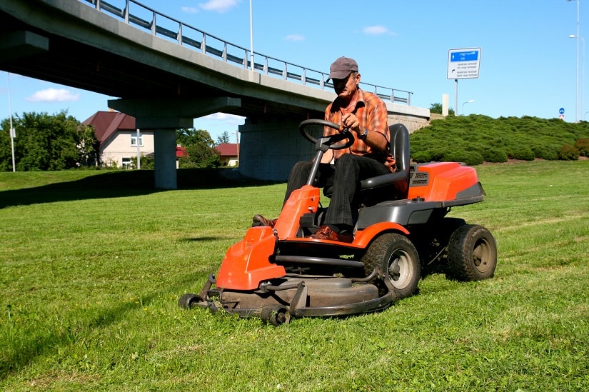 Rasenmähertraktor Ratgeber & Produktvorstellungen 2024