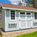 Das optimale Fenster für das Gartenhaus finden
