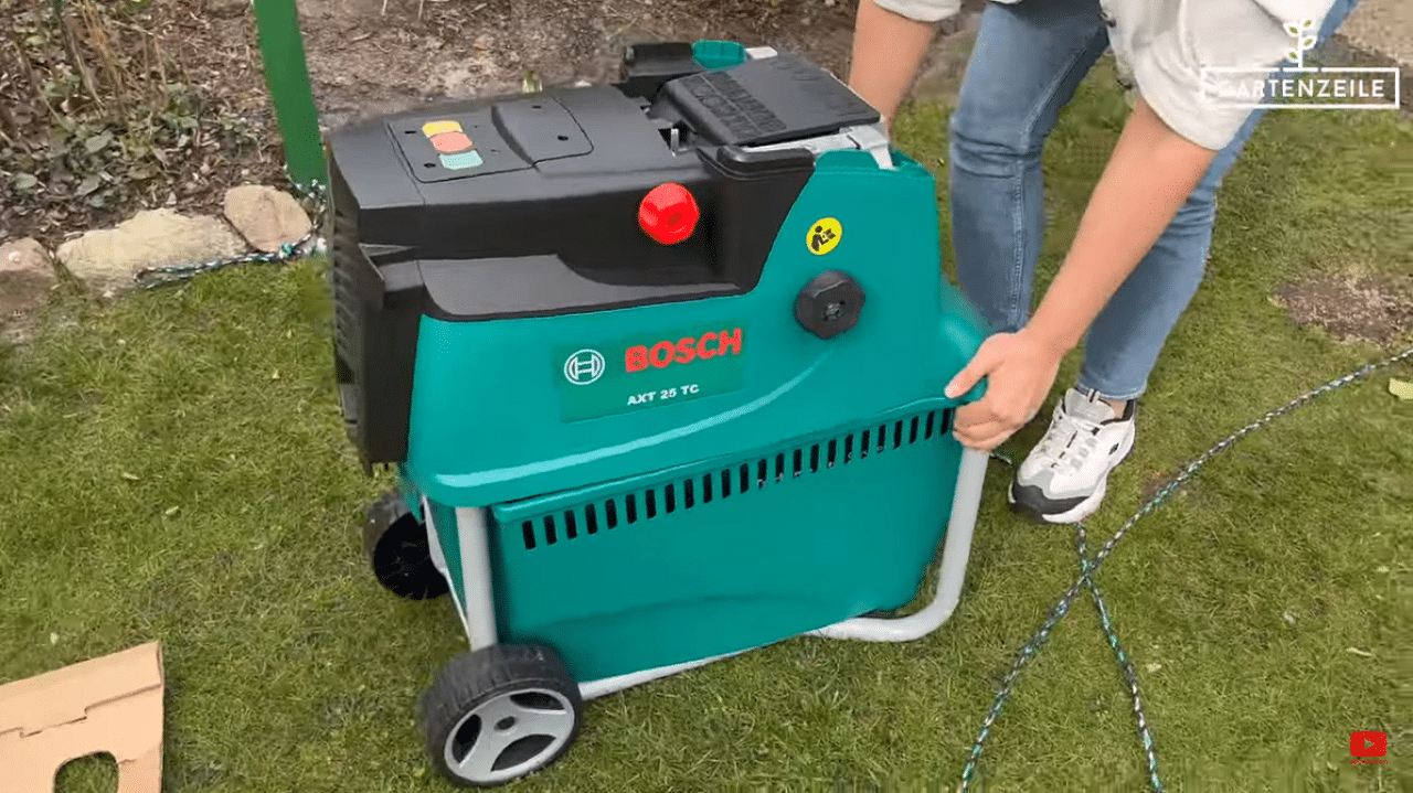 Der Häcksler AXT 25 TC von Bosch im Test » Gartenzeile.de